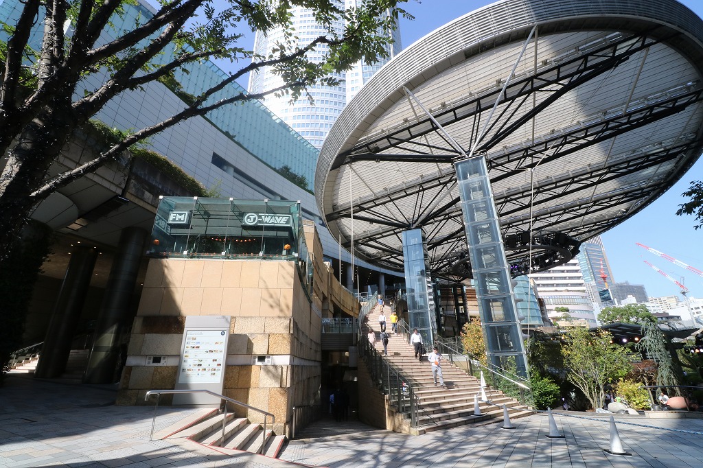 六本木ライブラリー